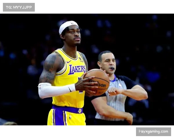 雷迪克弃用范德比尔特 极致空间理念挑战传统防守思维